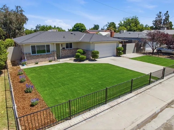 641 Kern St, Kingsburg, CA 93631
