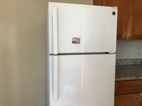 2nd image of 455 S 8th St APT 12