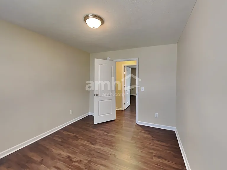 733 Clear Cir — Photo 25