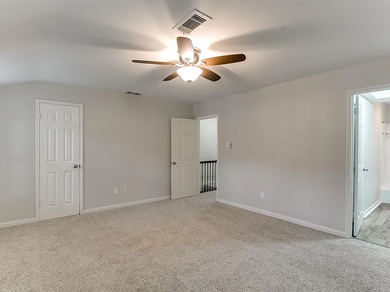1407 Springrock Ln — Photo 12