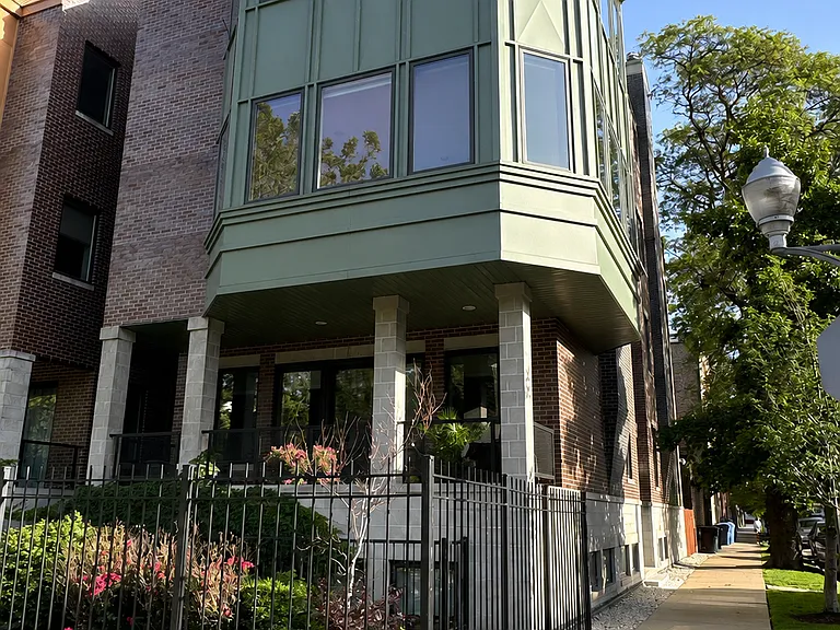 1500 W Huron St #C — Photo 2