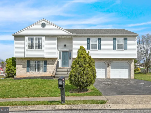 385 Edgeboro Dr, Manchester, PA 17345