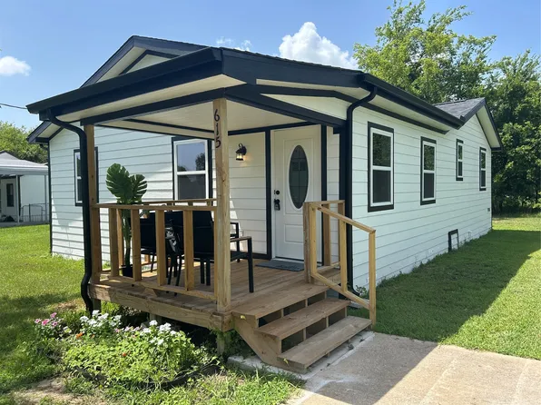 615 Smith Cir, Pt, TX 75472