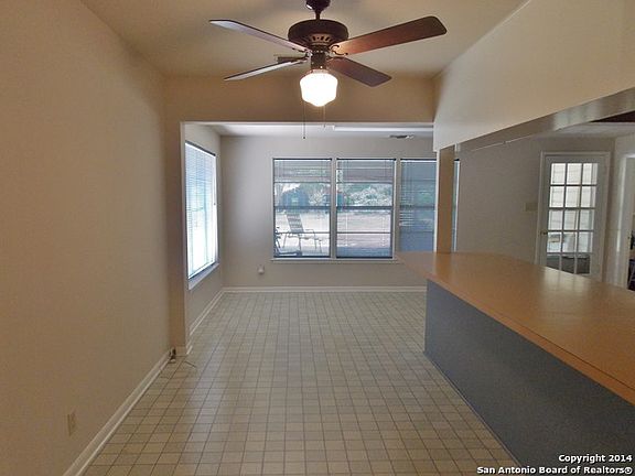 3rd image of 120 Hilltop Dr E