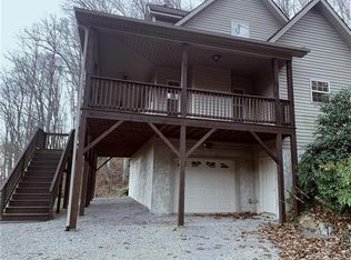 273 Georges Branch Rd, Candler, NC 28715