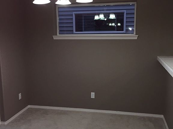4th image of 1277 NE Kinney St