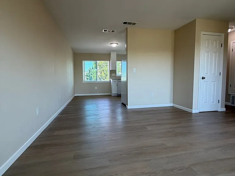 1370 Calabazas Blvd — Photo 3