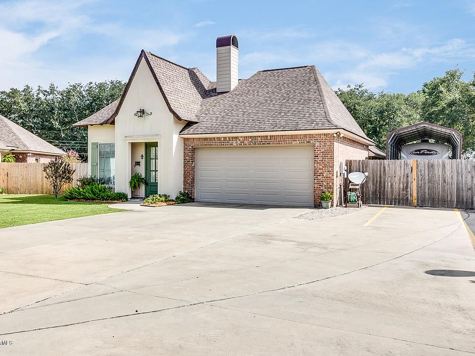 1st image of 104 Braxton Dr