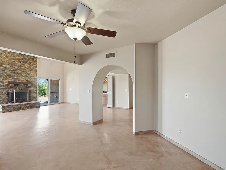 4380 N Camino De Carrillo — Photo 16