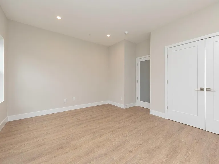 1622 S 20th St #B — Photo 9