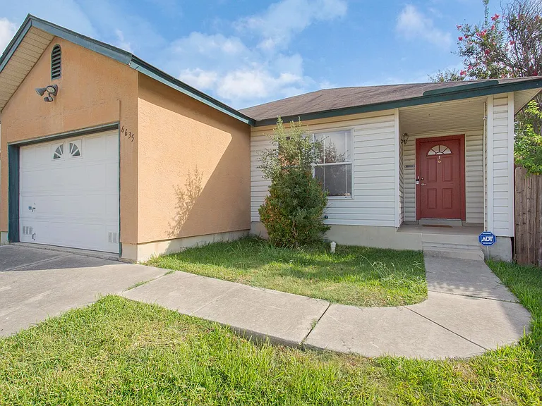6635 Barton Rock Rd — Photo 2