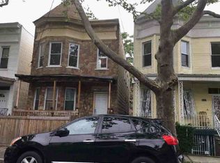 3985 Carpenter Ave, Bronx, NY 10466