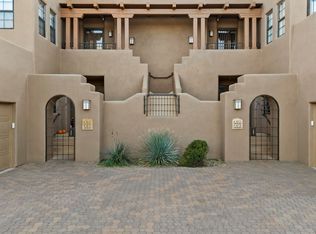 36601 N Mule Train Rd #B40, Carefree, AZ 85377