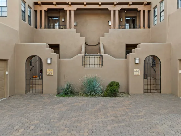 36601 N MULE TRAIN Road #B40, Carefree, AZ 85377