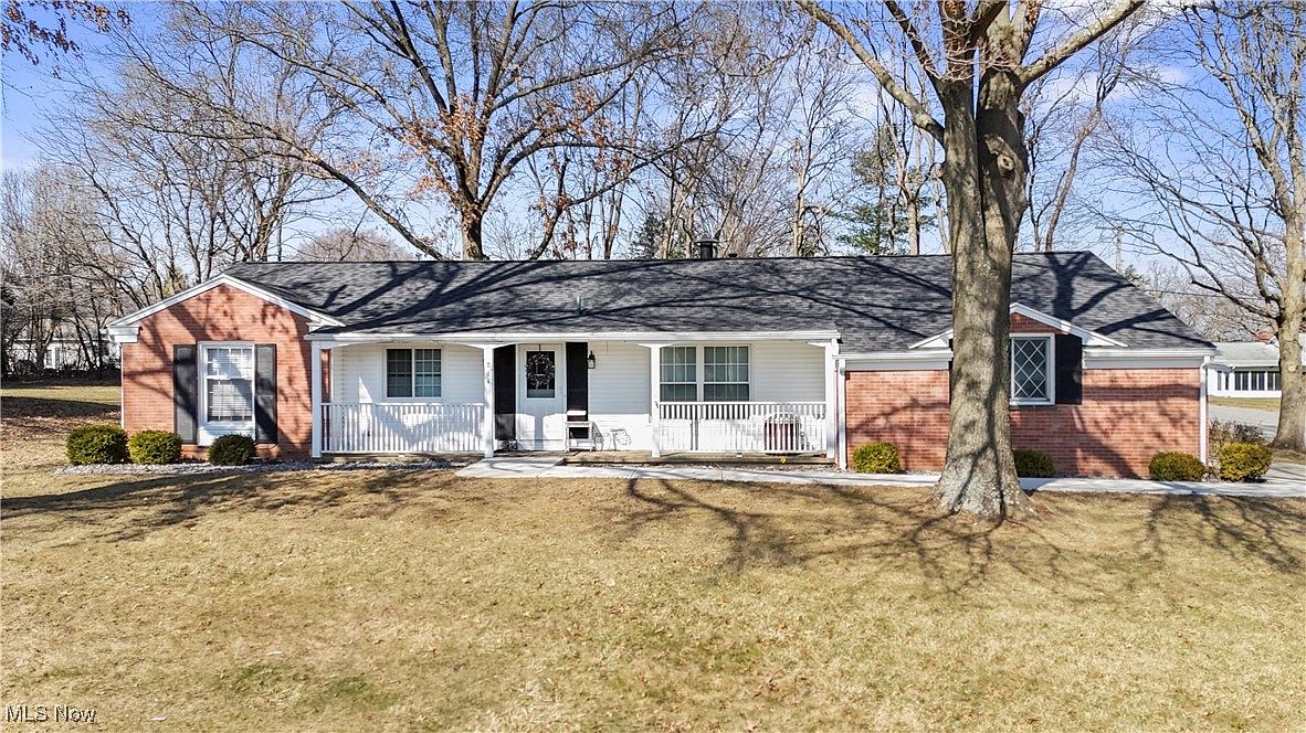 864 Country Club Ln, Ashland, OH 44805 | Zillow