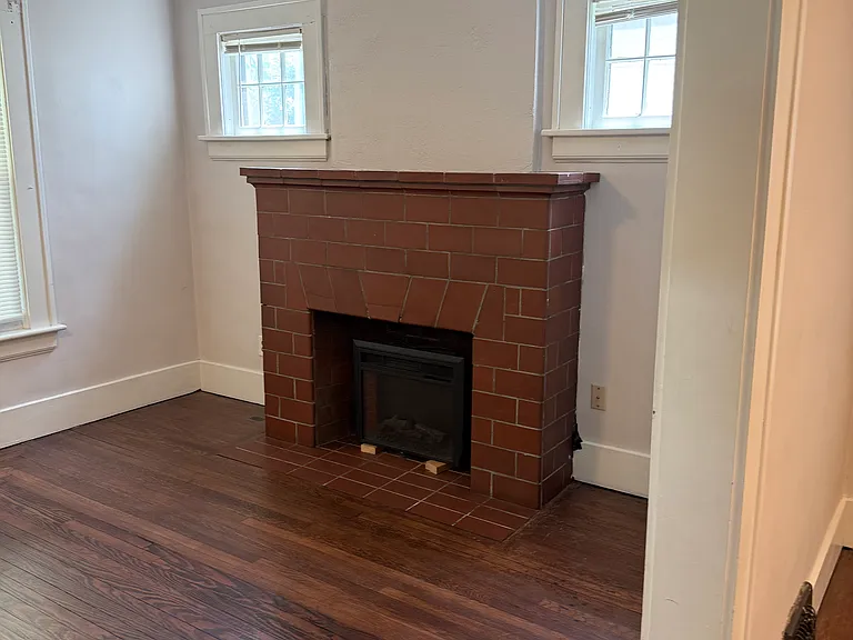 132 Crescent Dr #D — Photo 6