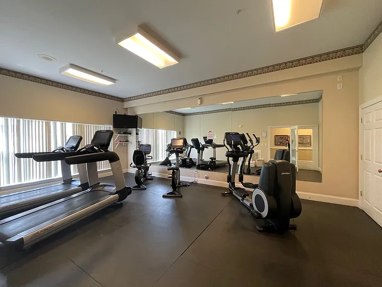 301 N Knollwood Dr #7302 — Photo 17