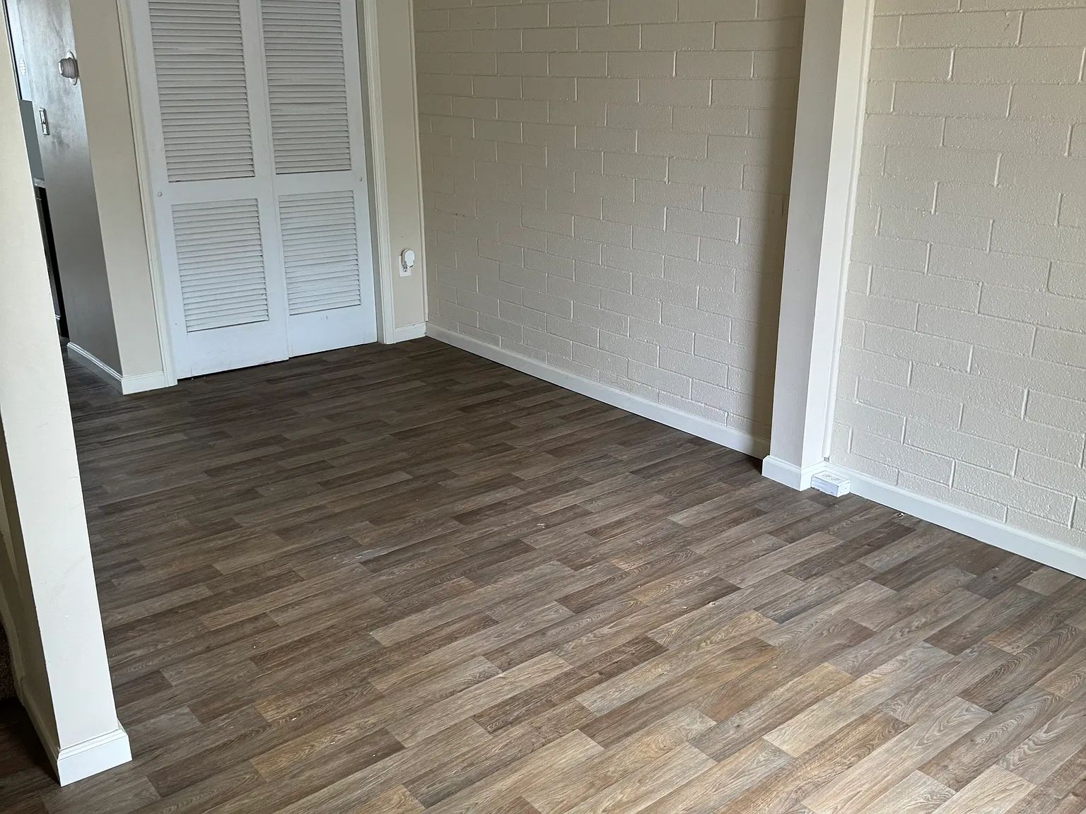2 bed, 880 sqft, $1,800 — Photo 4