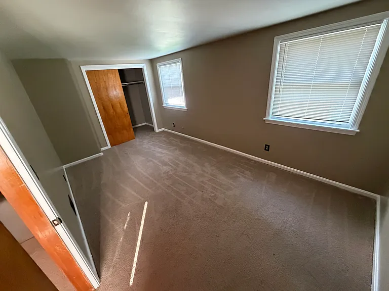 8508 Perry Rd — Photo 11