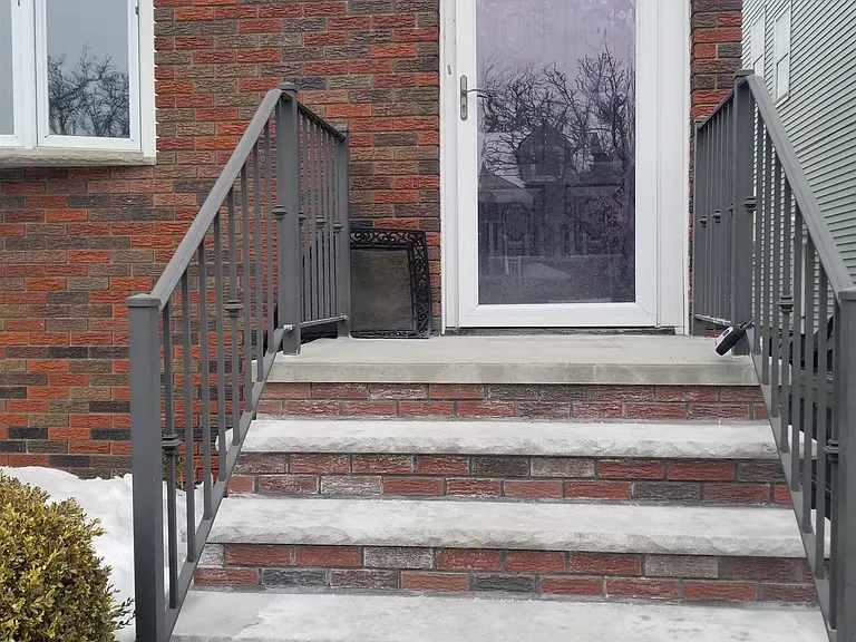 159 W 10th St #1 — Photo 3