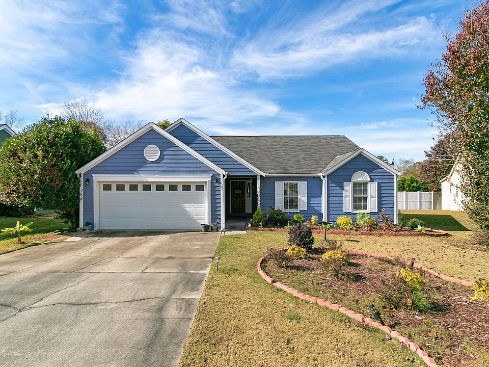 1st image of 210 Pinebridge Ct