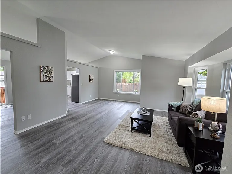 11413 SE 307th Pl — Photo 2