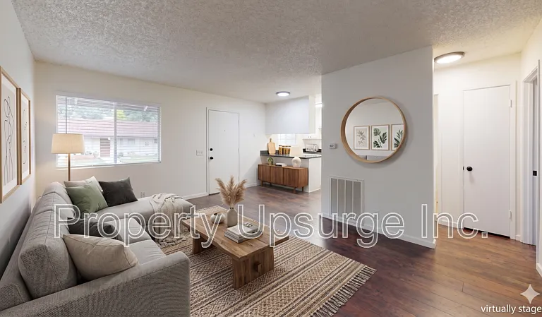 83 Mono Ave #3 — Photo 3