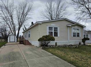 58156 Colchester Rd, Washington, MI 48094