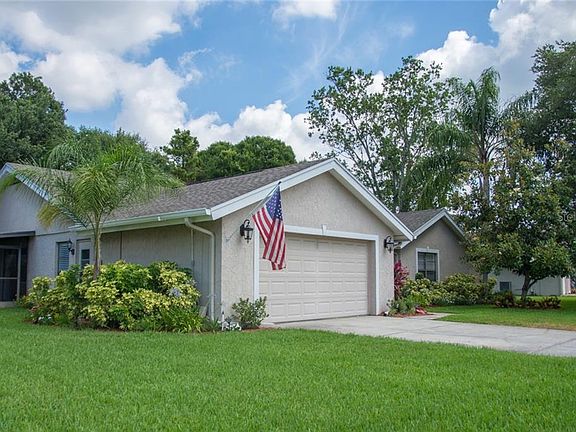 3rd image of 14806 Saint Ives Pl