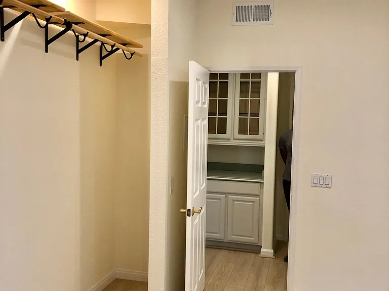 4204 3rd Ave #5 — Photo 31
