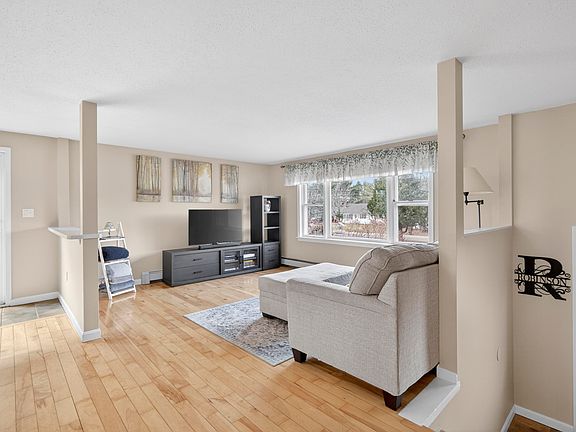 4th image of 1232 Oyster River Road