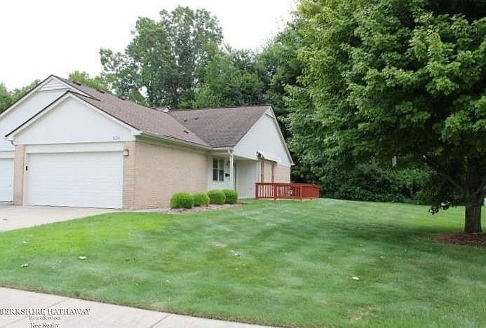 1st image of 25268 Samantha Dr