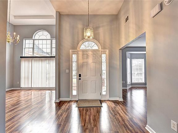 4th image of 3385 Prairie Dr
