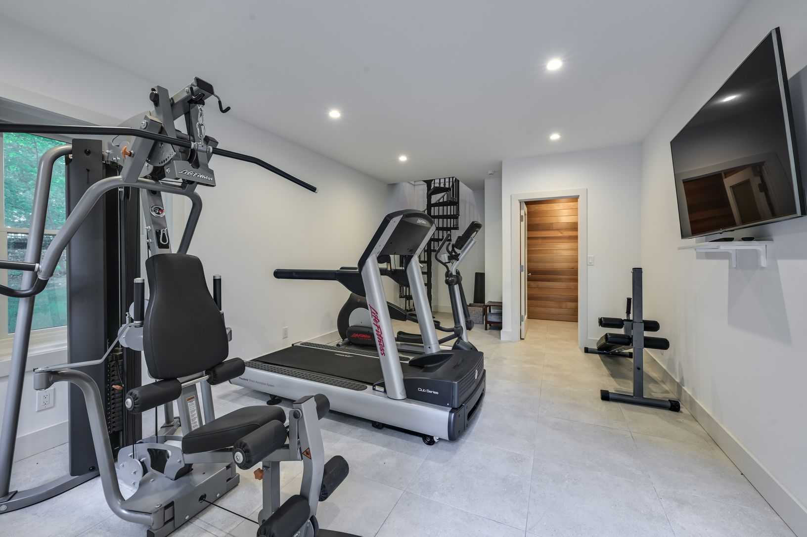  Gym