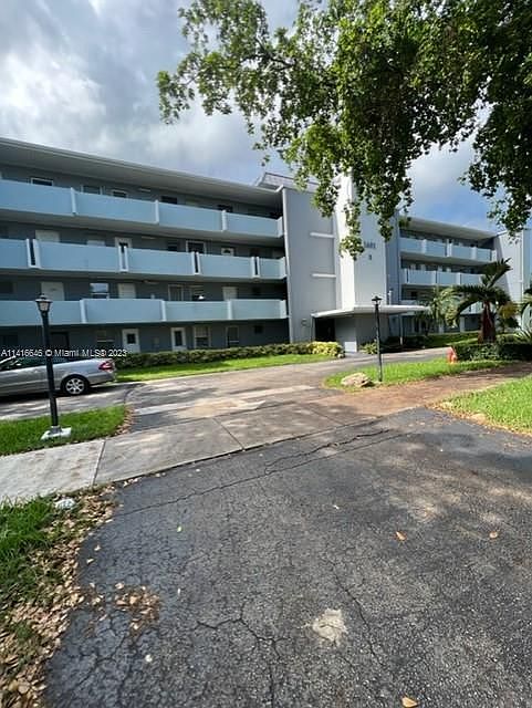1st image of 1601 NE 191st St #B408