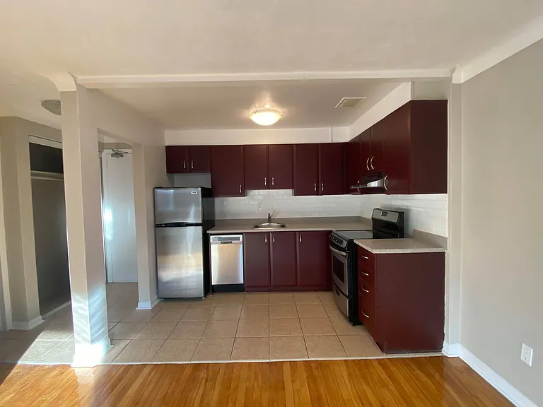 1196 Shillington Ave — Photo 22