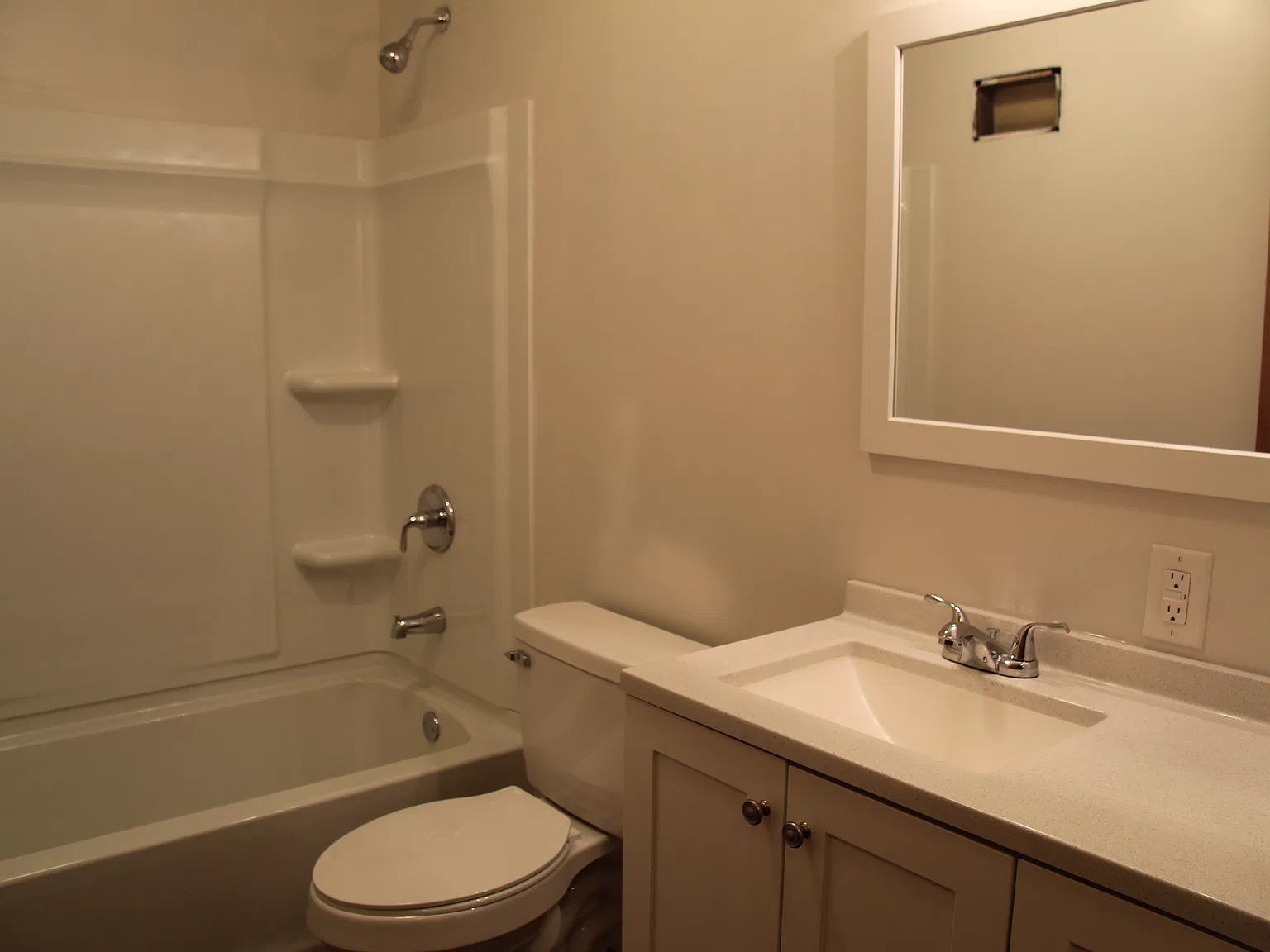 3 bed, 1278 sqft, $1,595 — Photo 4