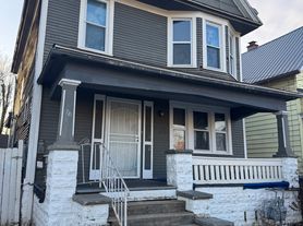 96 Ivy St, Buffalo, NY
