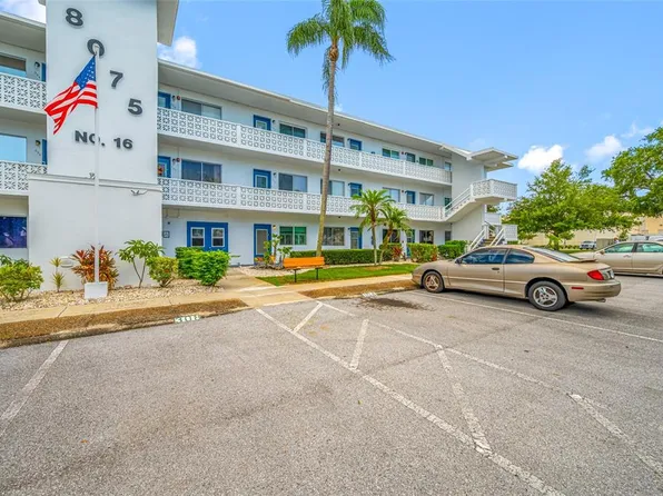 8075 112th St APT 104, Seminole, FL 33772
