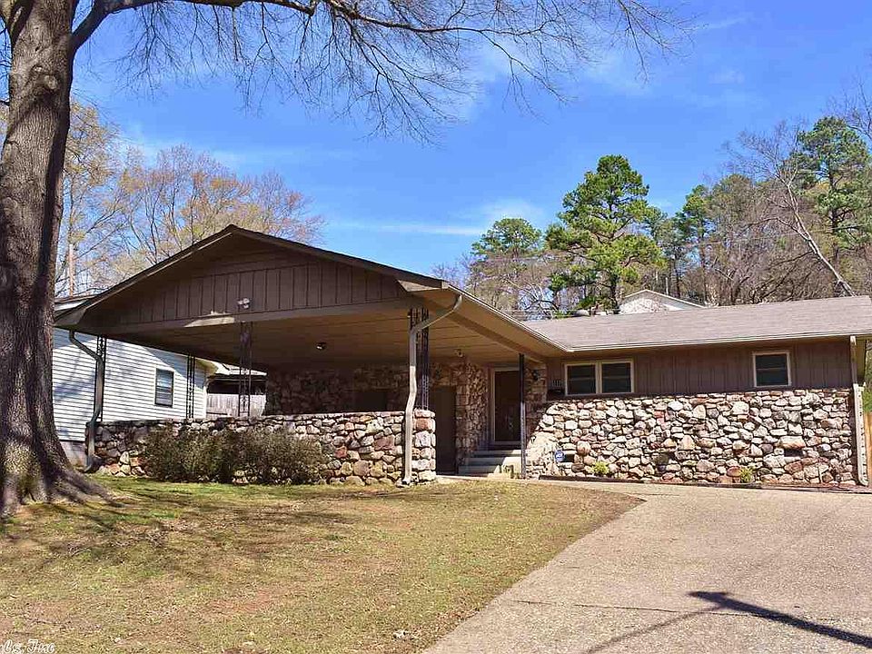 1st image of 115 Burnside Dr