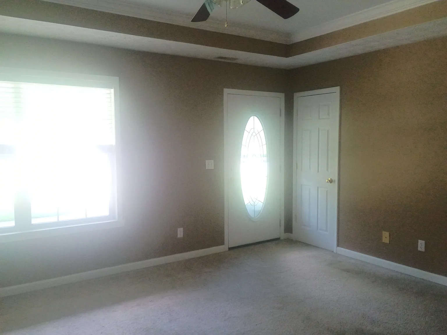 3 bed, 1320 sqft, $1,800 — Photo 3