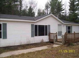 8746 Littlefield Ln, Alanson, MI 49706