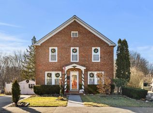 44 Mammoth Rd, Manchester, NH 03109