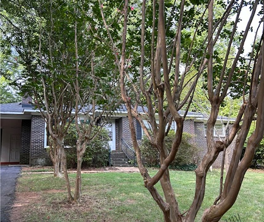 1st image of 9 Sedgefield Dr