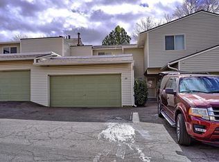 30 Westlake Dr NE, Albuquerque, NM 87112