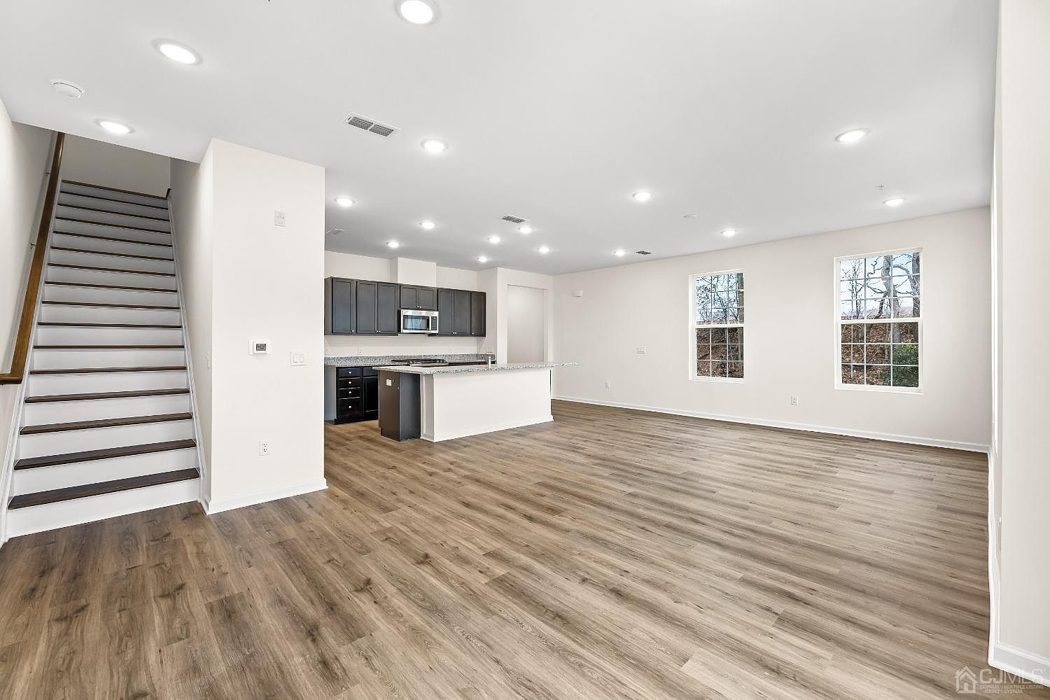 86 Depot Way, Dunellen, NJ 08812 Zillow