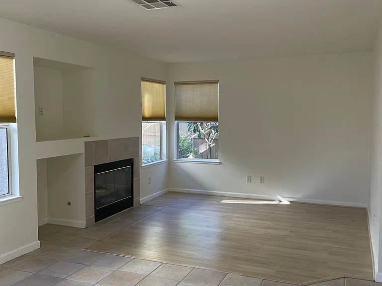 1 Fletcher Ct — Photo 4