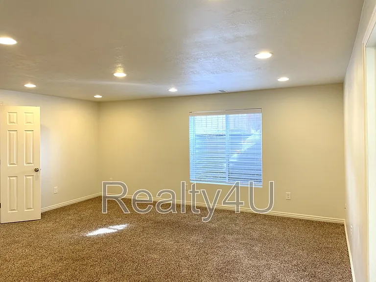 4081 N Rivermist Ln — Photo 16
