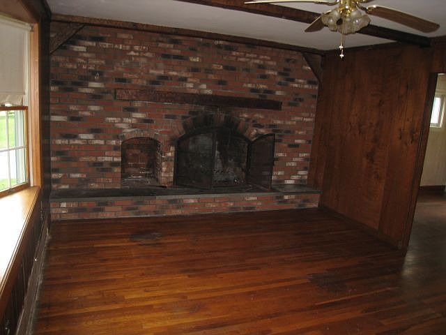 1st image of 103 Campion Ave