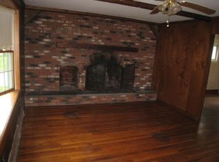 103 Campion Ave, Tiverton, RI 02878